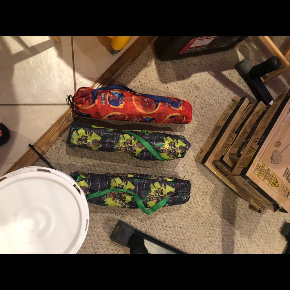 3 boys chairs :  1 Spider-Man 2 ninja turtles